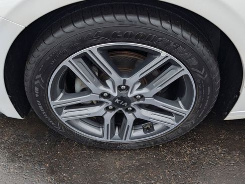 Used 2019 Kia Forte EX image 15