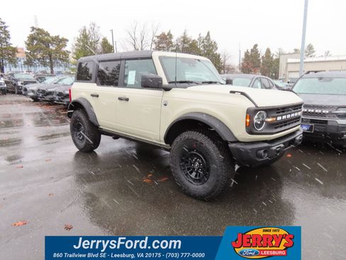 New 2026 Ford Bronco Big Bend w/ Black Diamond Package image 1