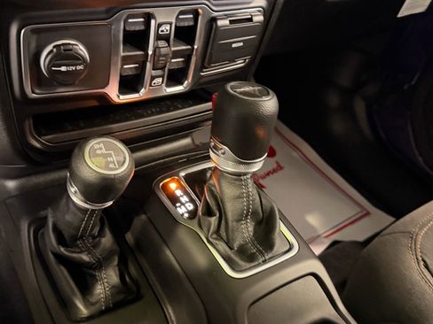 New 2026 Jeep Gladiator Sport AWD/4WD image 20