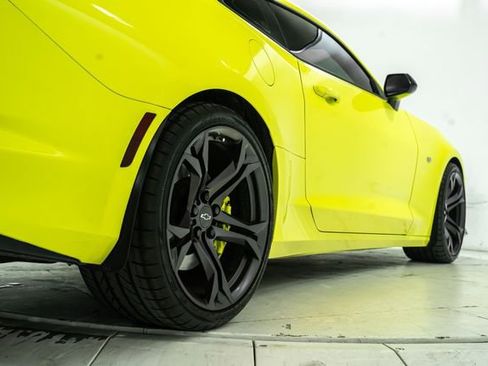 Used 2020 Chevrolet Camaro SS image 14