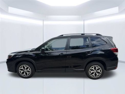 Used 2020 Subaru Forester Premium w/ Popular Package #1 AWD/4WD image 10