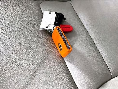 Used 2024 Volvo XC90 B6 Plus w/ Protection Package Premier image 10