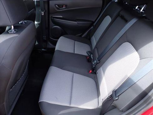 Used 2019 Hyundai Kona SEL FWD image 9