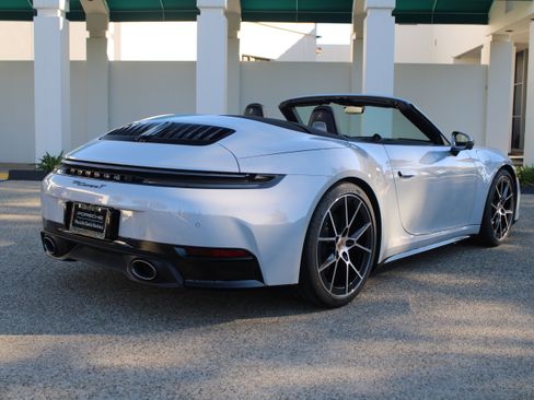 New 2026 Porsche 911 Carrera T image 7