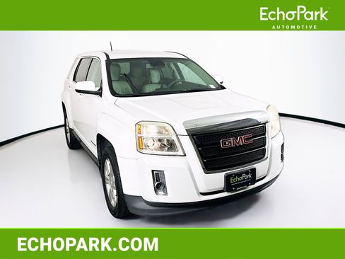 Used 2014 GMC Terrain SLE FWD image 1
