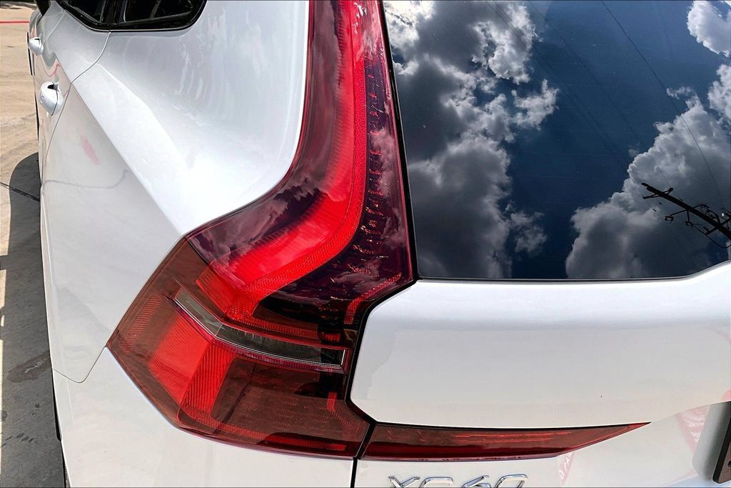 Certified 2026 Volvo XC60 B5 Ultra AWD/4WD image 40