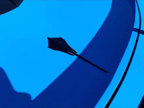 Used 2022 Chevrolet Corvette 3LT w/ Z51 Performance Package image 9