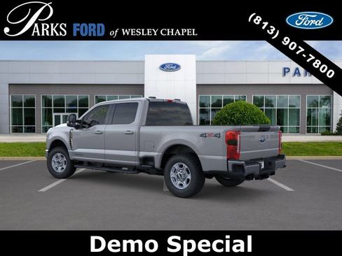 New 2026 Ford F250 XLT w/ XLT Premium Package AWD/4WD image 4
