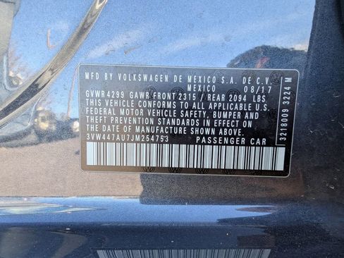 Used 2018 Volkswagen GTI SE image 28