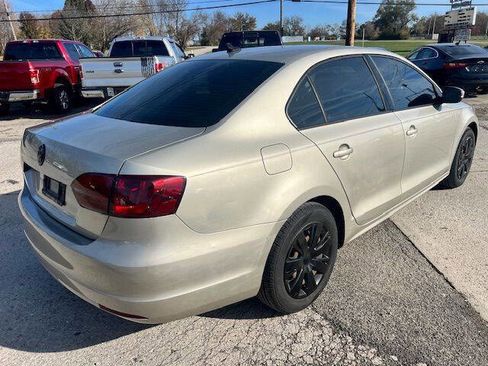 Used 2014 Volkswagen Jetta SE image 4