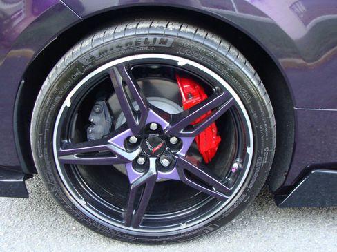 Used 2024 Chevrolet Corvette Stingray Preferred Cpe w/ 2LT image 38