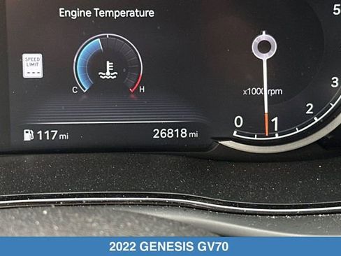 Used 2022 Genesis GV70 2.5T w/ Advanced Package AWD/4WD image 28