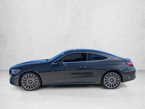 Used 2025 Mercedes-Benz CLE 300 4MATIC Coupe image 9