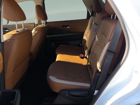 New 2026 Nissan Pathfinder Platinum image 12