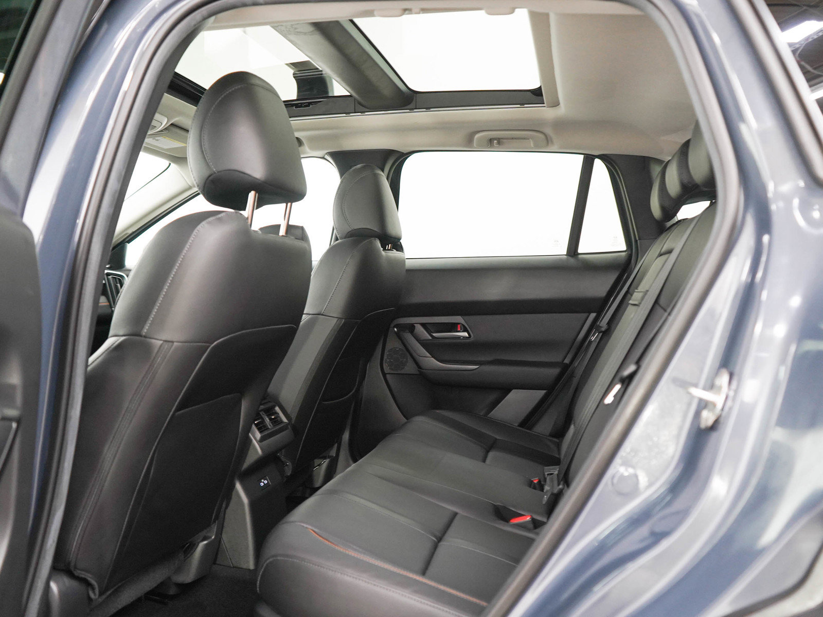 Used 2026 MAZDA CX-50 AWD 2.5 Hybrid w/ Weather Package image 18