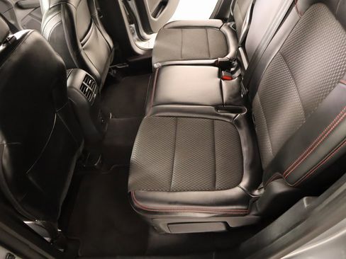 Used 2023 Ford Escape ST-Line image 12