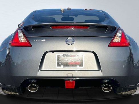 Used 2019 Nissan 370Z Touring Sport image 4