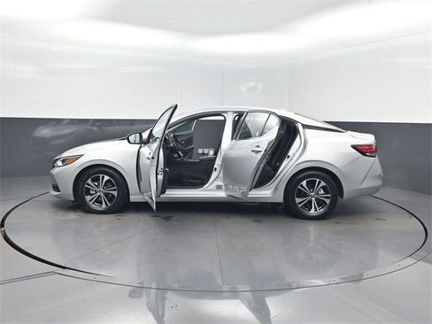 Used 2023 Nissan Sentra SV image 39
