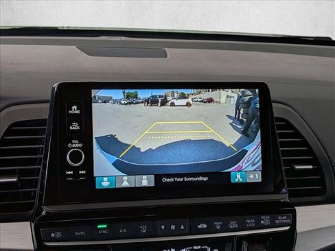 Used 2026 Honda Odyssey Sport-L image 15