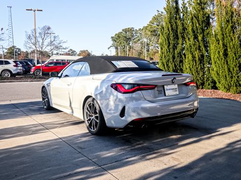 Used 2024 BMW 430i Convertible w/ Convenience Package image 8