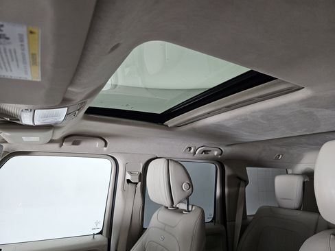 Certified 2019 Mercedes-Benz G 550 image 11