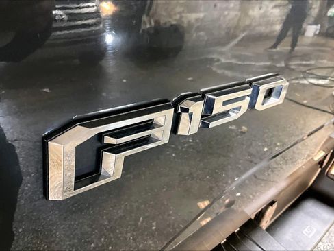 Used 2017 Ford F150 XL w/ Equipment Group 101A Mid image 9