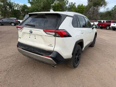 Used 2022 Toyota RAV4 SE w/ Convenience Package AWD/4WD image 6