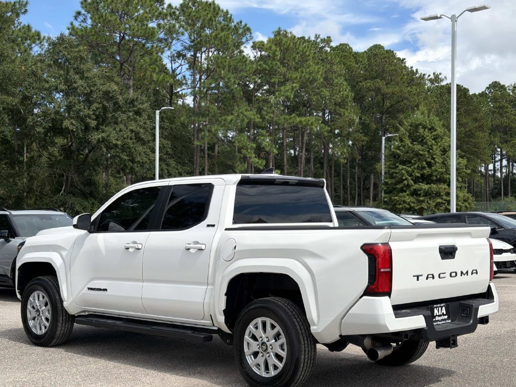 Used 2025 Toyota Tacoma SR5 RWD image 6