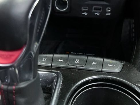 Used 2022 Chevrolet TrailBlazer RS w/ Technology Package AWD/4WD image 42