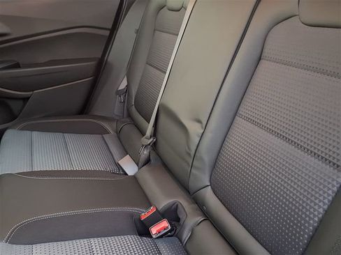 New 2026 Chevrolet Trax LT w/ LT Convenience Package FWD image 8