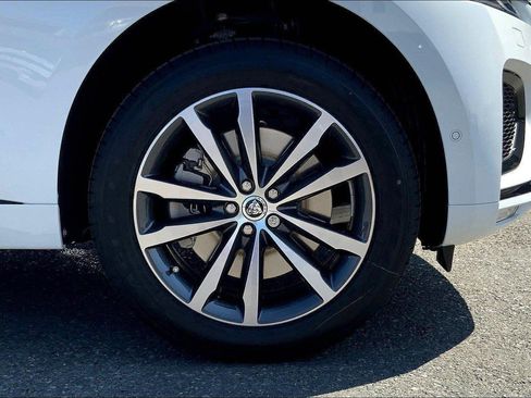 New 2026 Jaguar F-PACE R-Dynamic S AWD/4WD image 5