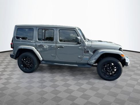Used 2022 Jeep Wrangler Unlimited Sahara w/ Cold Weather Group AWD/4WD image 5