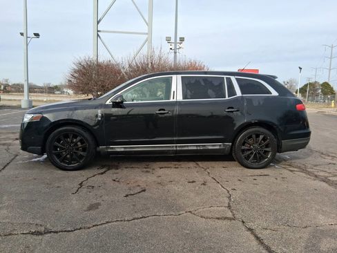 Used 2011 Lincoln MKT AWD w/ 201A Rapid Spec Order Code image 5