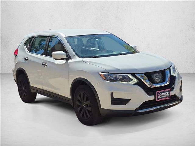 Used 2017 Nissan Rogue S AWD/4WD image 3