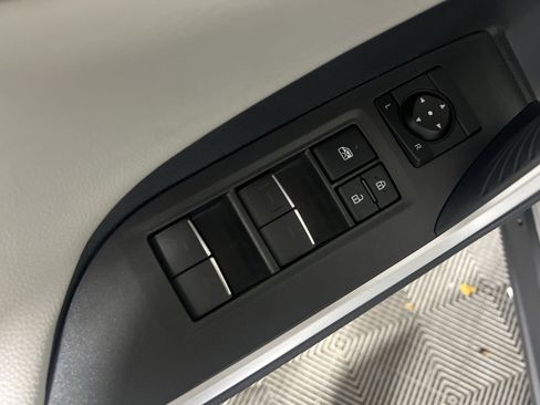 Used 2024 Toyota RAV4 Limited image 15