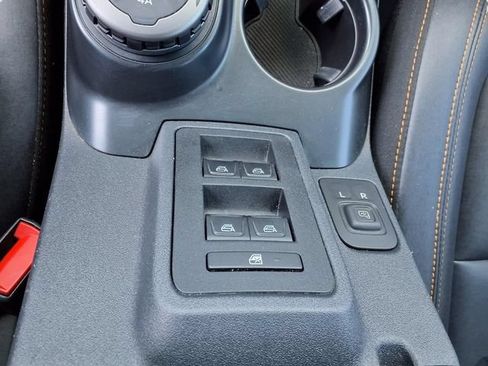 Used 2024 Ford Bronco Badlands w/ Sasquatch Package AWD/4WD image 14