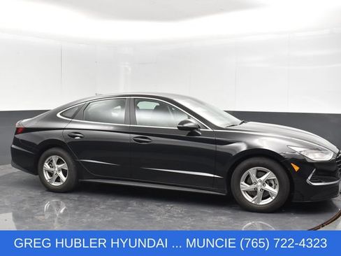 Used 2021 Hyundai Sonata SE w/ Preferred Accessory Package FWD image 10