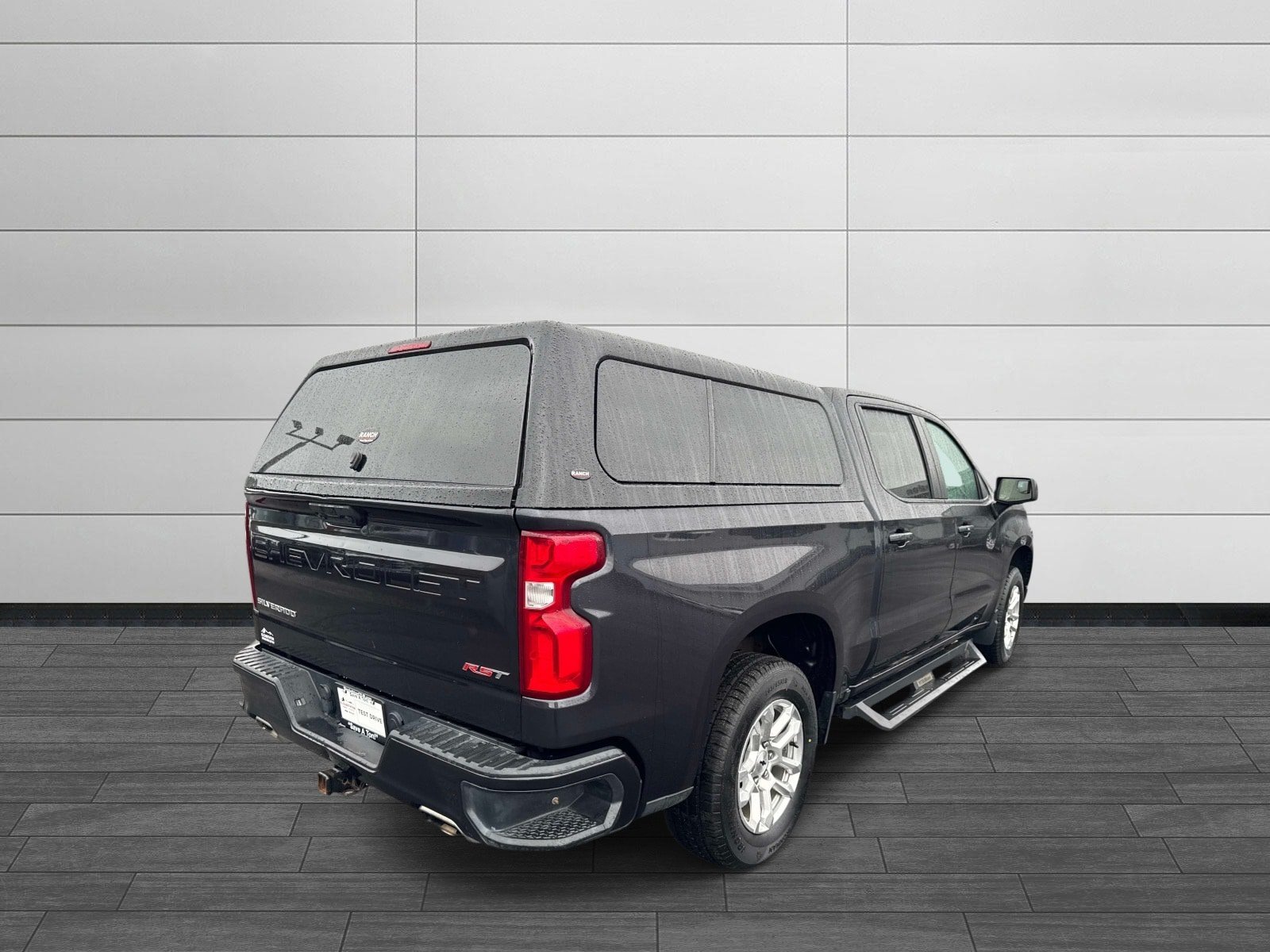 Used 2022 Chevrolet Silverado 1500 RST w/ Z71 Off-Road Package AWD/4WD image 3