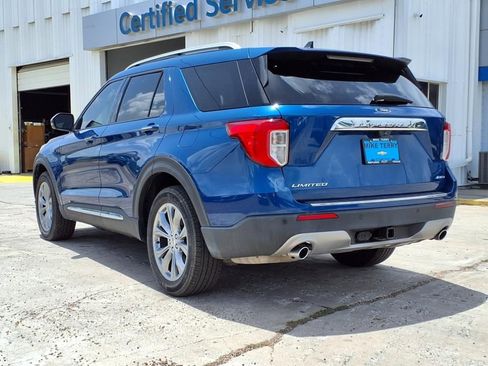 Used 2022 Ford Explorer Limited w/ Equipment Group 301A AWD/4WD image 7