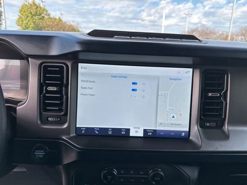 Used 2021 Ford Bronco Outer Banks w/ Sasquatch Package image 15