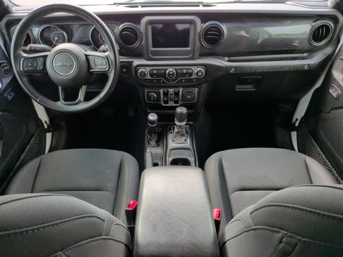 Used 2020 Jeep Wrangler Unlimited Sport AWD/4WD image 30