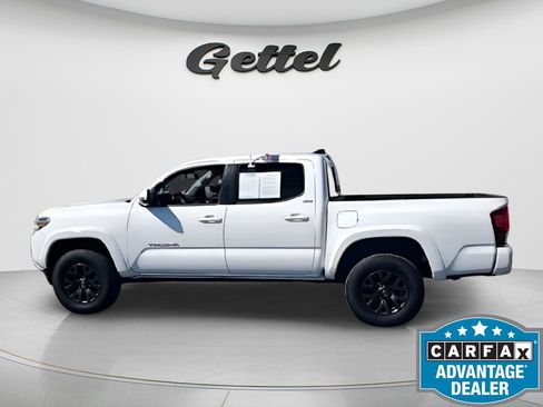 Used 2023 Toyota Tacoma SR5 w/ Technology Package image 5