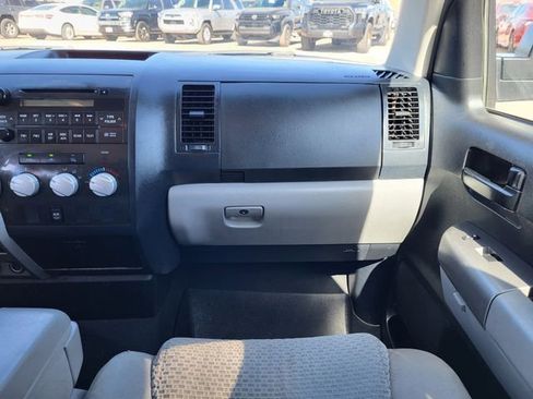 Used 2012 Toyota Tundra 4x4 Double Cab w/ Tow Pkg image 25