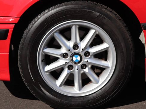 Used 1999 BMW 328i Convertible RWD image 23
