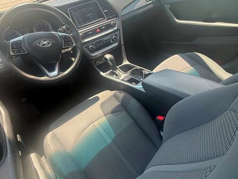 Used 2019 Hyundai Sonata SE FWD image 11