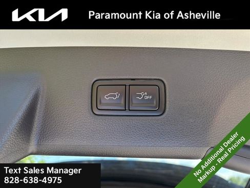 New 2026 Kia Carnival EX image 28