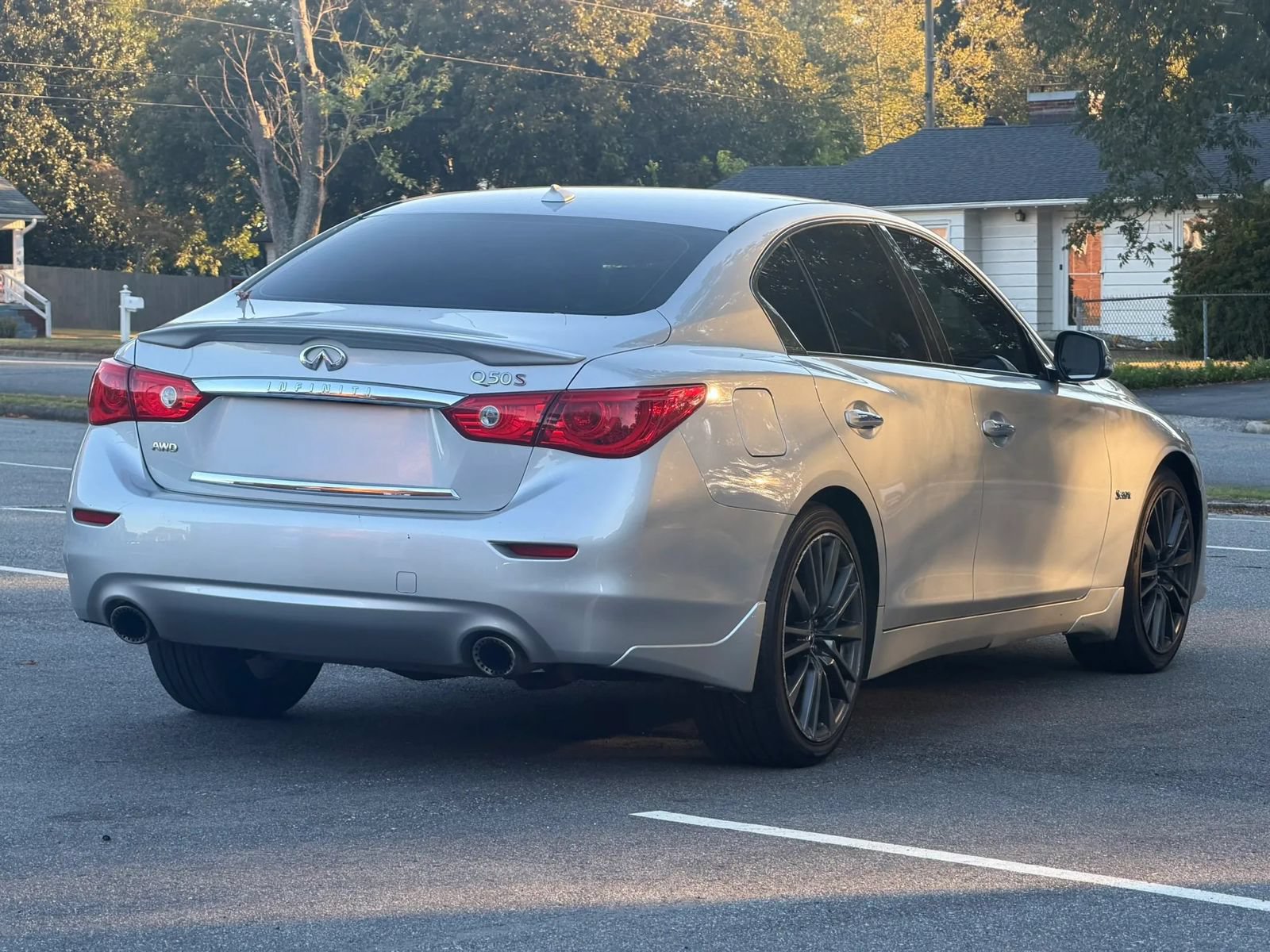 Used 2016 INFINITI Q50 Red Sport 400 AWD/4WD image 8