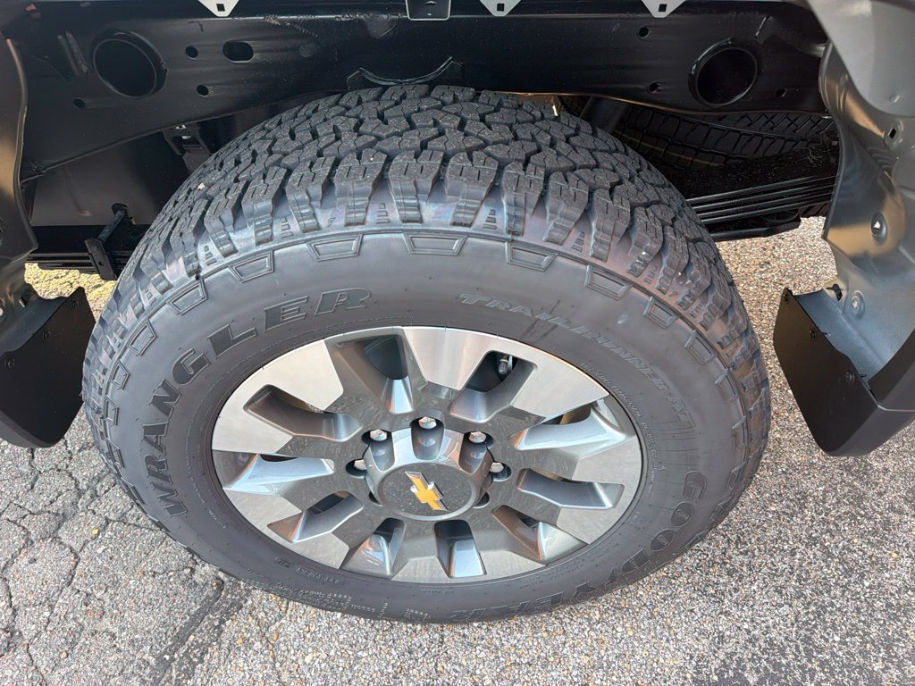 New 2026 Chevrolet Silverado 2500 Custom w/ Custom Value Package AWD/4WD image 11