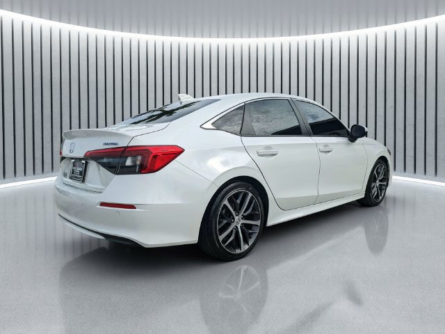 Used 2024 Honda Civic Touring image 4