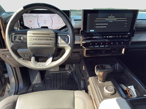Used 2024 GMC Hummer EV 2X w/ Extreme Off-Road Package AWD/4WD image 15